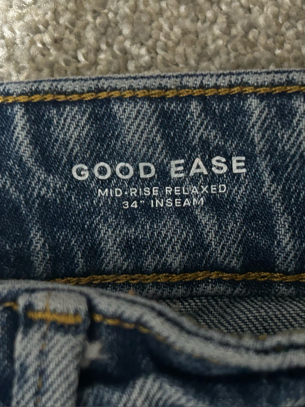 Good American Good Ease Rhinestone Argyle Relaxed Jeans Size 4/27 - Picture 6 of 9